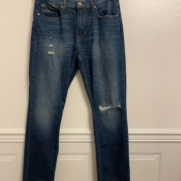 7 For All Mankind Men's
Adrien Slim Tapered Jeans
Size 33 x 32 Cotton Hemp Denim - Picture 5 of 16